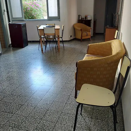 Zarinu Apartamento *